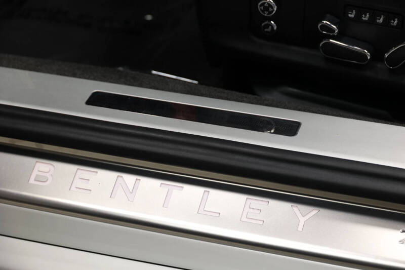2020 Bentley Continental GTC V8