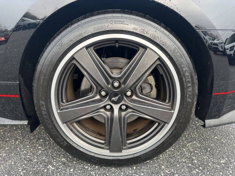 2022 Ford Mustang Mach 1