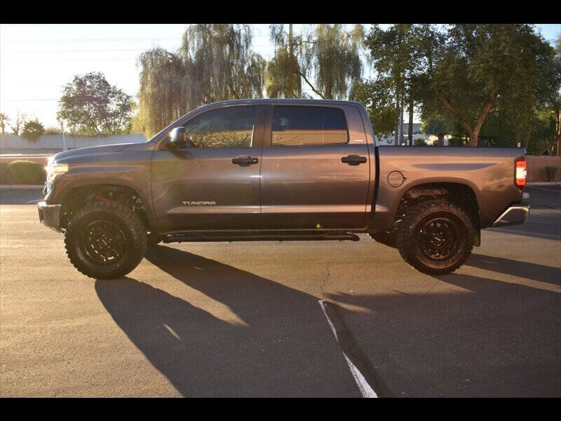 2016 Toyota Tundra SR5