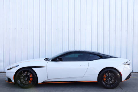 2022 Aston Martin DB11 V8