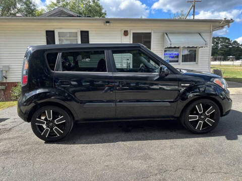 2010 Kia Soul +