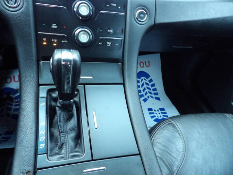 2016 Ford Taurus SEL