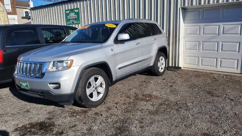 2011 Jeep Grand Cherokee for sale at A&R Auto Sales and Services LLC in Connersville IN