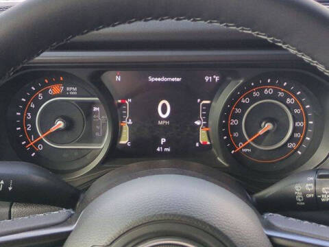 2025 Jeep Wrangler Rubicon X