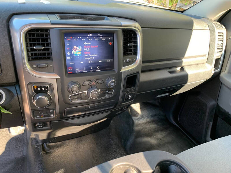 2021 RAM 1500 Classic SLT