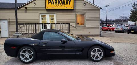 2000 Chevrolet Corvette for sale at Parkway Motors in Springfield IL