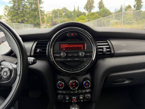 2016 MINI Hardtop 4 Door Cooper