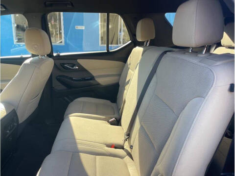 2022 Chevrolet Traverse LS