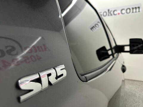 2015 Toyota Tundra SR5