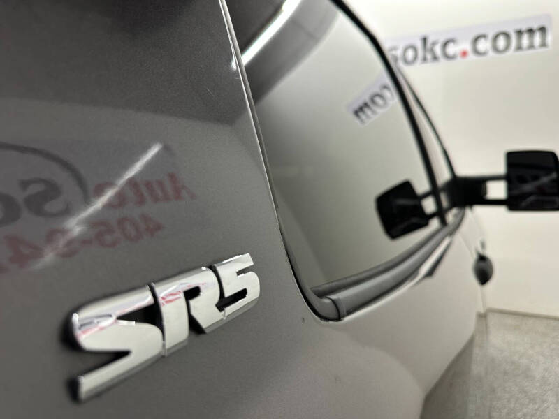 2015 Toyota Tundra SR5