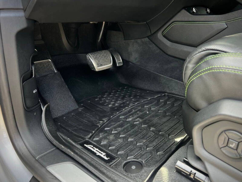 2022 Lamborghini Urus