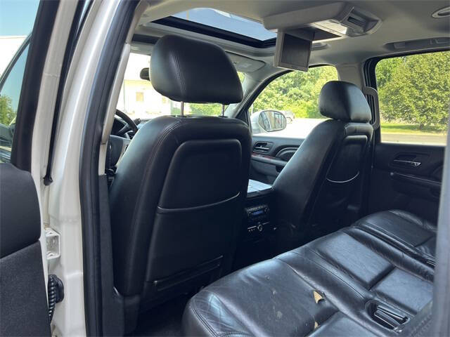 2011 Cadillac Escalade ESV Luxury