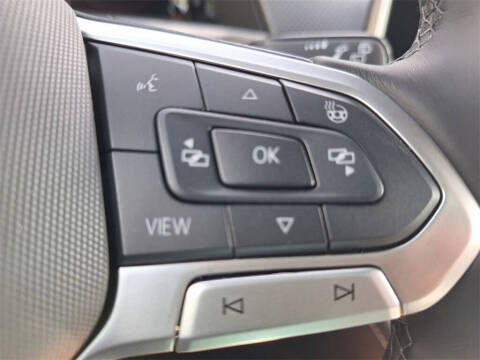 2026 Volkswagen Atlas Cross Sport SEL Premium R-Line 4Motion