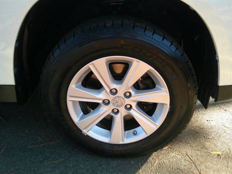 2012 Toyota Highlander SE