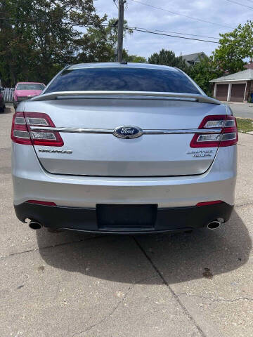 2013 Ford Taurus Limited