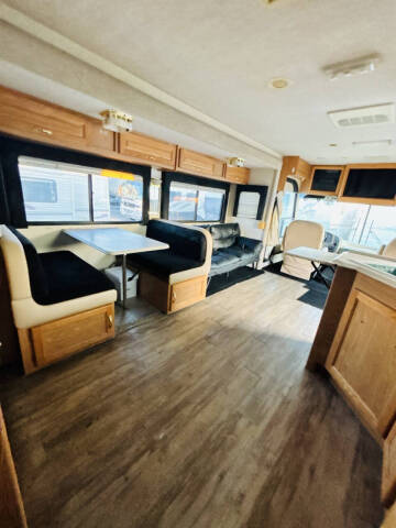 2004 National RV Sea Breeze