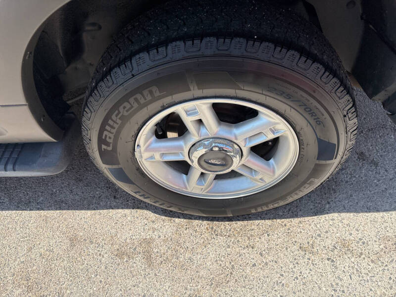 2003 Ford Explorer XLT