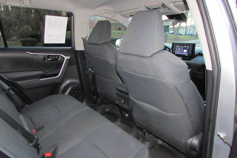 2021 Toyota RAV4 Hybrid LE