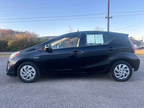 2016 Toyota Prius c Two