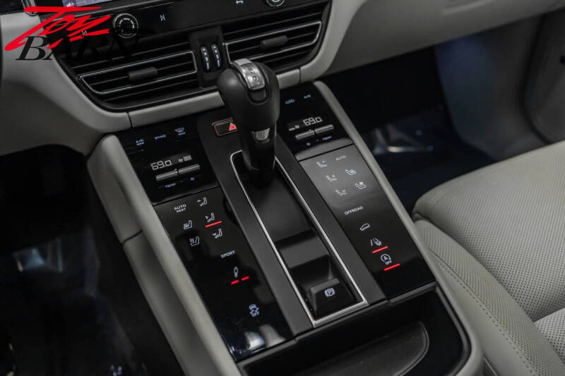 2022 Porsche Macan S