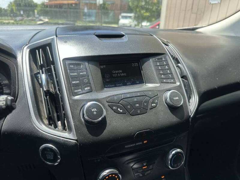 2017 Ford Edge SE