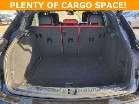 2019 Porsche Macan S