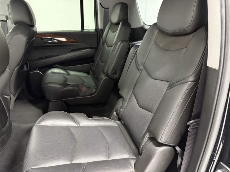 2016 Cadillac Escalade ESV Premium Collection