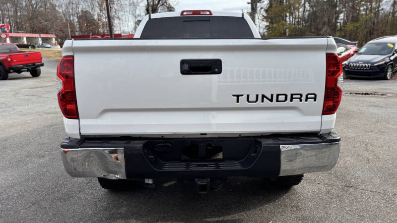 2014 Toyota Tundra SR5