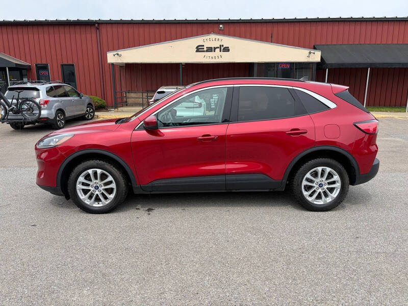 2020 Ford Escape SE