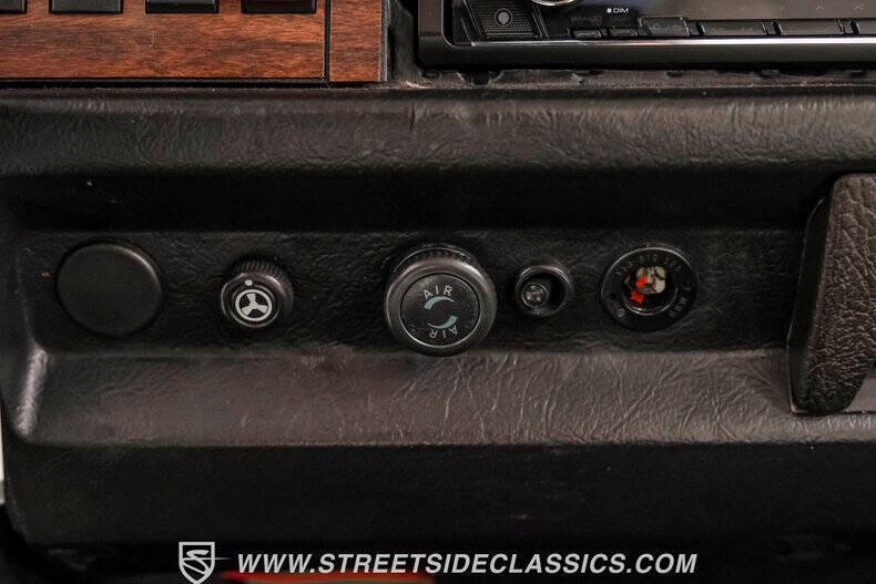 1975 Volkswagen Super Beetle