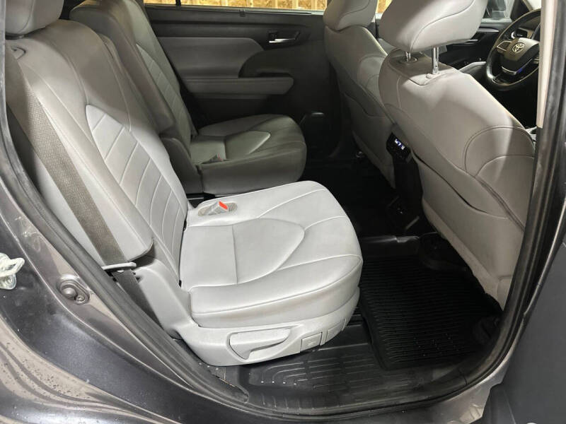 2020 Toyota Highlander XLE