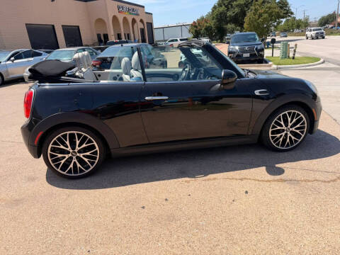 2017 MINI Convertible Cooper
