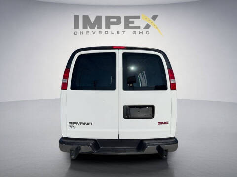 2023 GMC Savana 2500