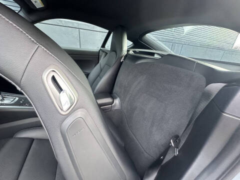 2025 Porsche 718 Cayman