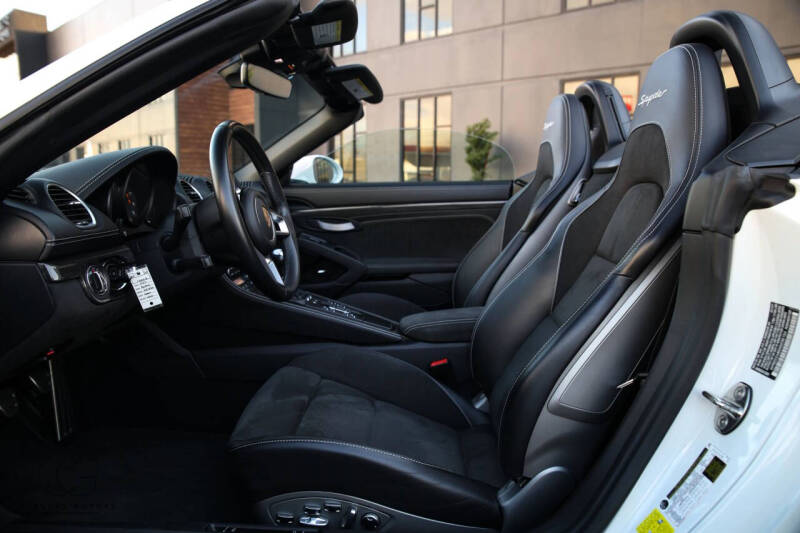 2022 Porsche 718 Boxster Spyder