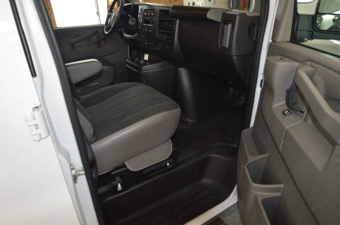 2024 Chevrolet Express 2500