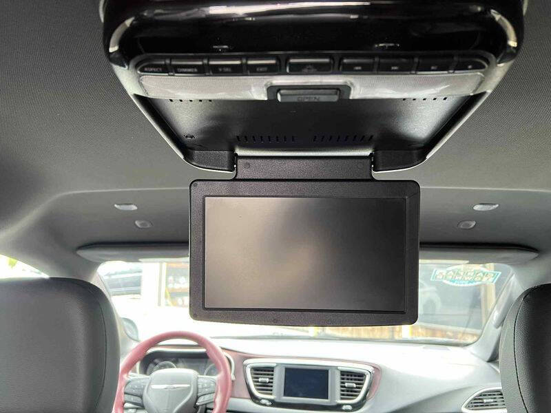 2020 Chrysler Pacifica Touring L 35th Anniversary