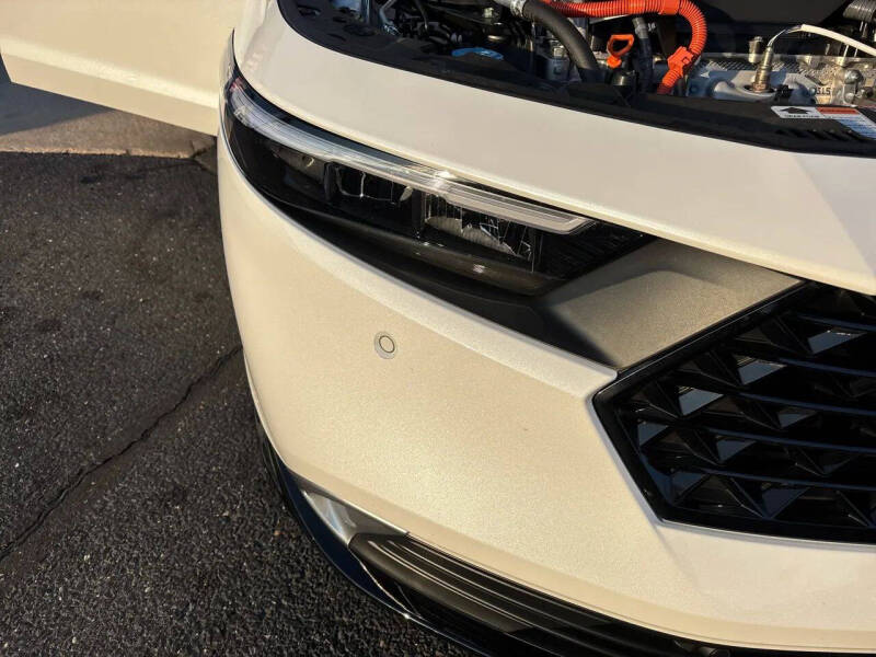 2025 Honda Accord Hybrid Touring