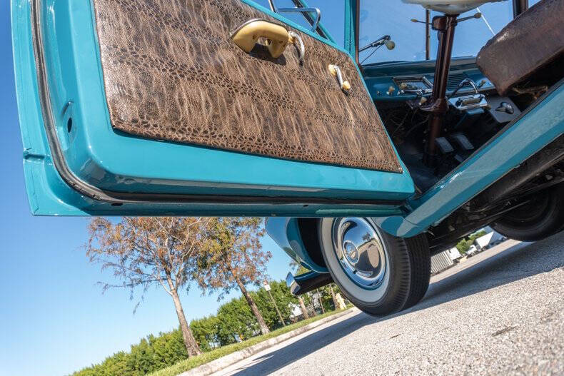 1951 Kaiser Henry-J Coupe