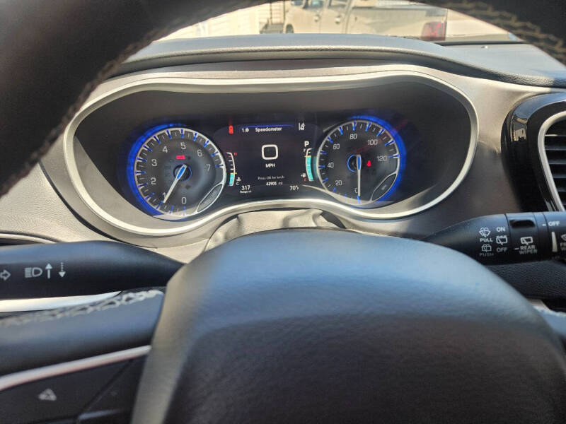 2022 Chrysler Pacifica Touring L