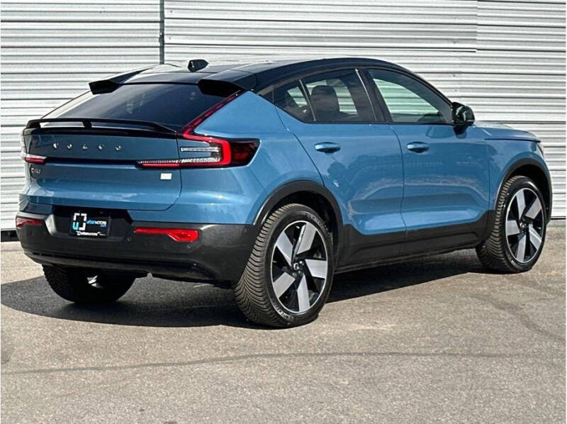 2022 Volvo C40 Recharge Pure Electric P8