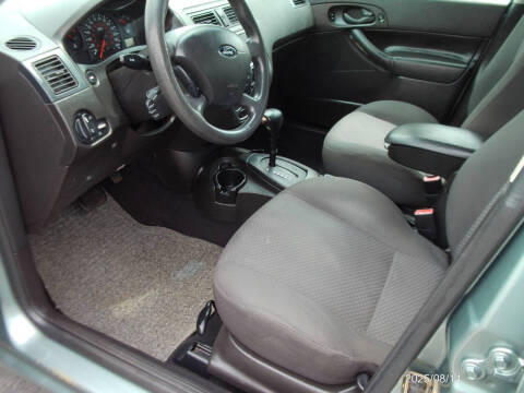 2005 Ford Focus ZX5 SE