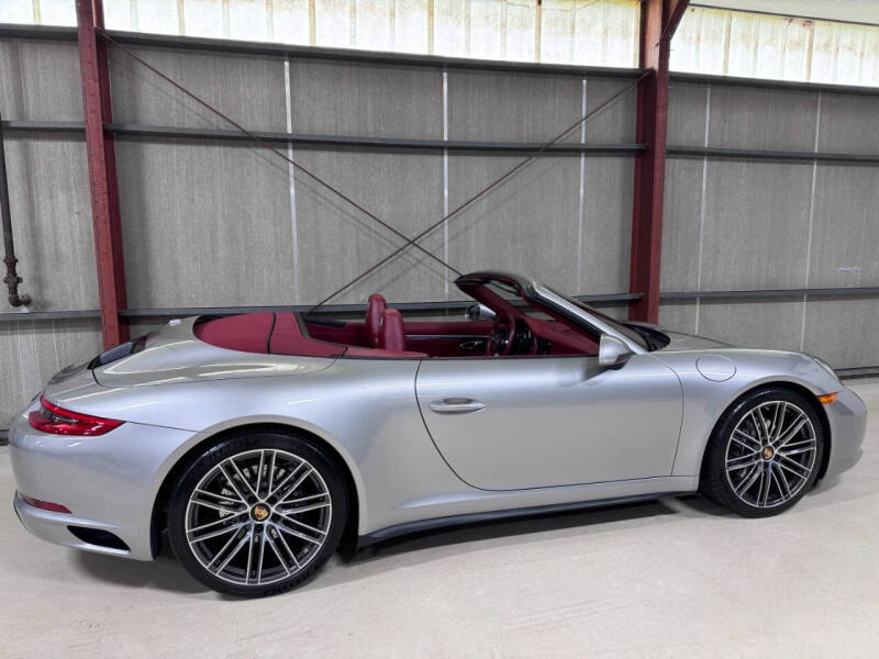 2018 Porsche 911 Carrera 4