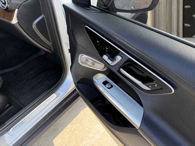 2023 Mercedes-Benz GLC GLC 300