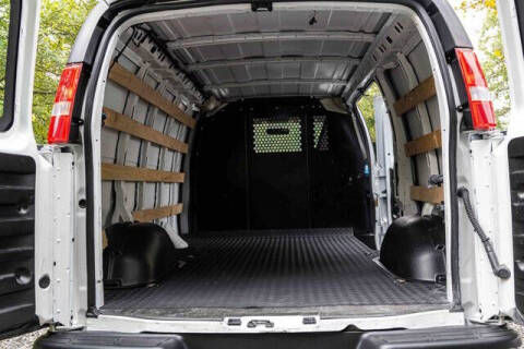 2023 GMC Savana 2500