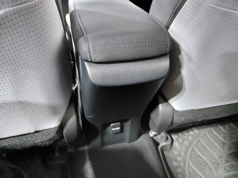 2018 Toyota Prius Three