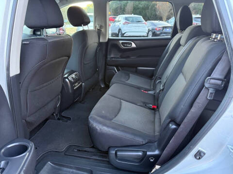 2017 Nissan Pathfinder S