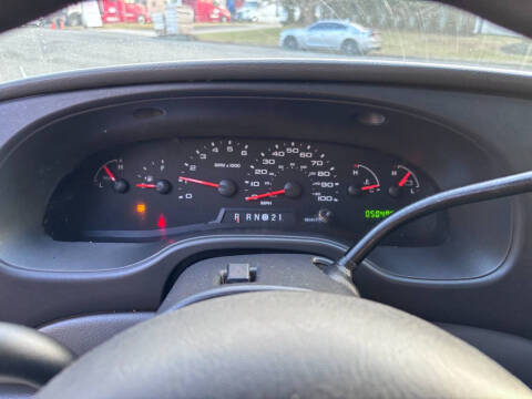 2008 Ford E-Series E-250