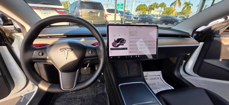 2021 Tesla Model 3 Standard Range Plus