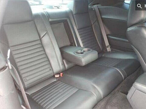 2013 Dodge Challenger SXT